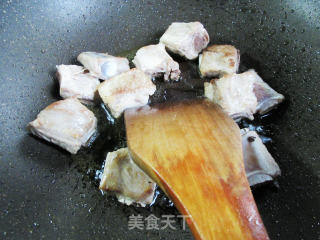 仔排烧小土豆步骤2