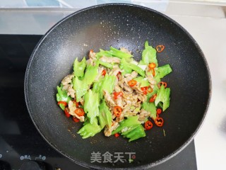 夏季下饭菜苦瓜炒牛肉❗️苦瓜爽脆牛肉滑嫩，小满节气美食步骤10
