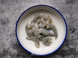 蒜蓉粉丝蒸虾仁步骤4