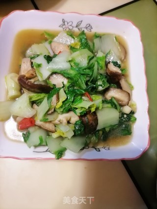 芽白菜炒香菇步骤7