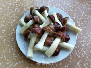 四季豆炒松茸步骤1