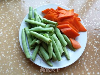 四季豆炒松茸步骤2