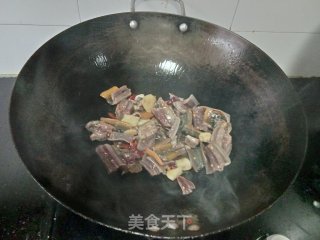 香辣鳝鱼步骤3