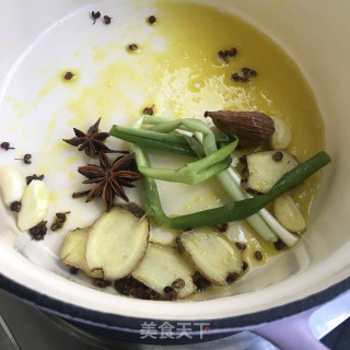 红烧牛肉炖土豆步骤5