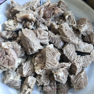 红烧牛肉炖土豆步骤4