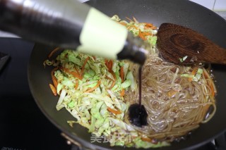 圆白菜粉条步骤7