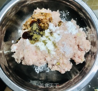 酿白瓜蒸魔芋粉步骤2