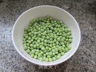 肉丝咸菜炒罗汉豆步骤2