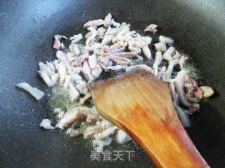 肉丝咸菜炒罗汉豆步骤5