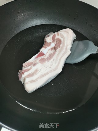 红枣肉末蒸丝瓜步骤1