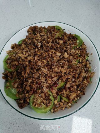 红枣肉末蒸丝瓜步骤12