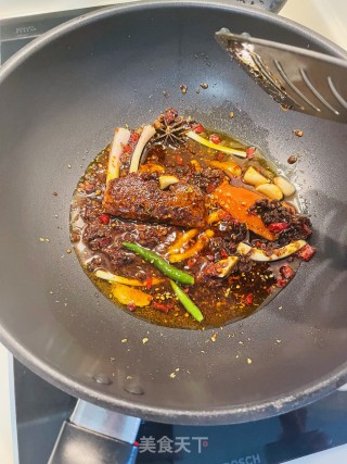 水煮麻辣鲤鱼鱼籽步骤1