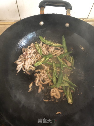 豆干小炒肉步骤4