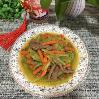 牛柳炒莴笋步骤8