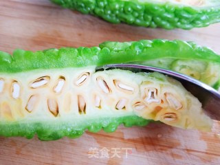 苦瓜摊鸡蛋步骤4