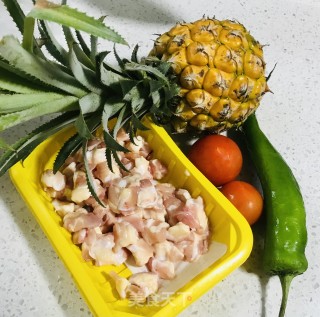 菠萝炒鸭心掌步骤1