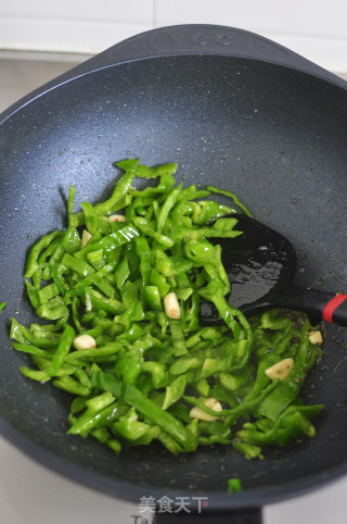 家常快手下饭菜～青椒炒牛肉步骤5
