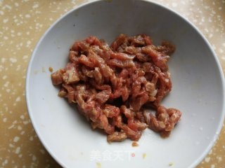 牛柳包菜炒粉丝步骤1