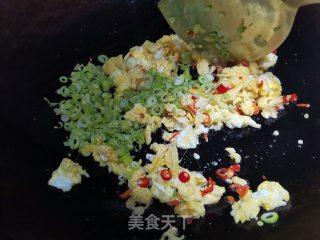 小笋炒蛋步骤7
