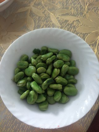 炒蚕豆。步骤4