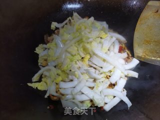 白菜头炒肉步骤4