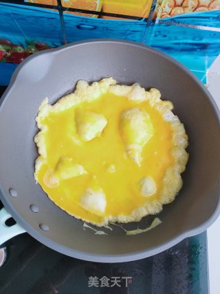 蒜薹西红柿炒鸡蛋步骤4