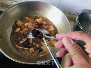 红烧肉烩白菜粉条步骤3