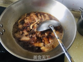 红烧肉烩白菜粉条步骤2