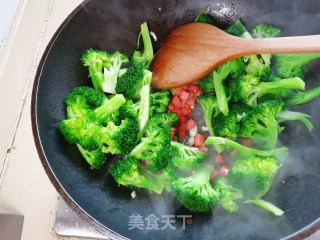 比鱼羊还鲜的上汤西兰花步骤4