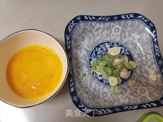 木耳腐竹炒鸡蛋步骤3