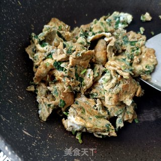 枸杞头香椿煎蛋步骤11
