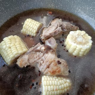 玉米脊骨炖芸豆步骤7