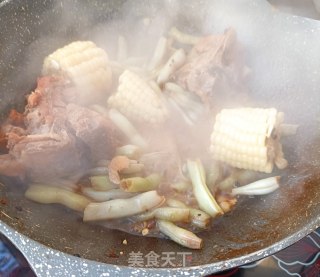 玉米脊骨炖芸豆步骤11