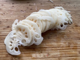 家常清炖狮子头步骤1