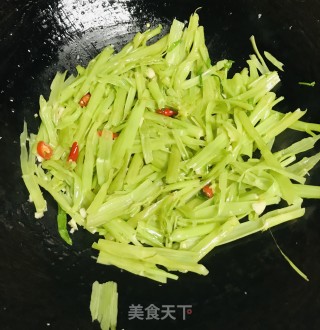 酸辣空心梗步骤7