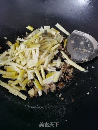 豆豉紫苏炒春笋步骤8