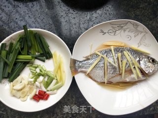 红烧海鲫鱼步骤3