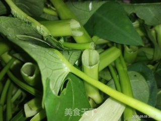 辣炒空心菜步骤2