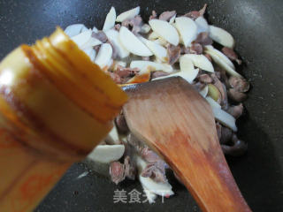 茭白炒鸡胗步骤10