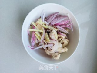 酥脆洋葱鸡翅根步骤5