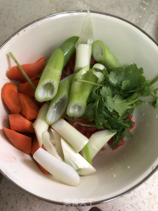 番茄烧牛肉步骤2