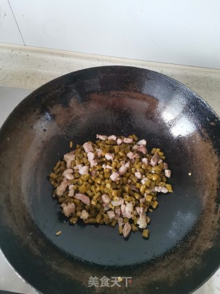 酸豆角肉末步骤4