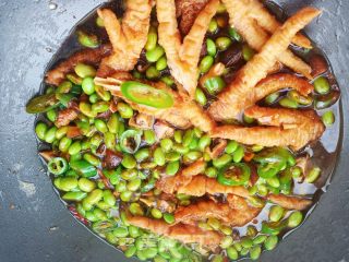 毛豆烧凤爪步骤9