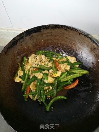 线椒炒鸡蛋步骤4