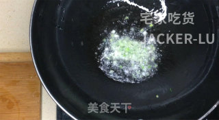 家常清炒莴笋丝，营养鲜香，清新爽脆，很有食欲。步骤6