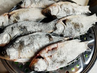 家熬鲫鱼步骤3