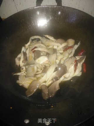 比肉还要好吃的孜然平菇步骤6