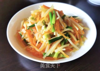 蒜苔炒双丝步骤9