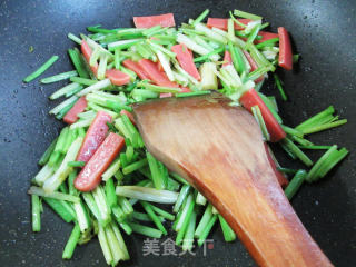 佐餐盐方炒芹菜步骤6