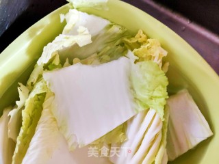 粉丝炒白菜步骤1